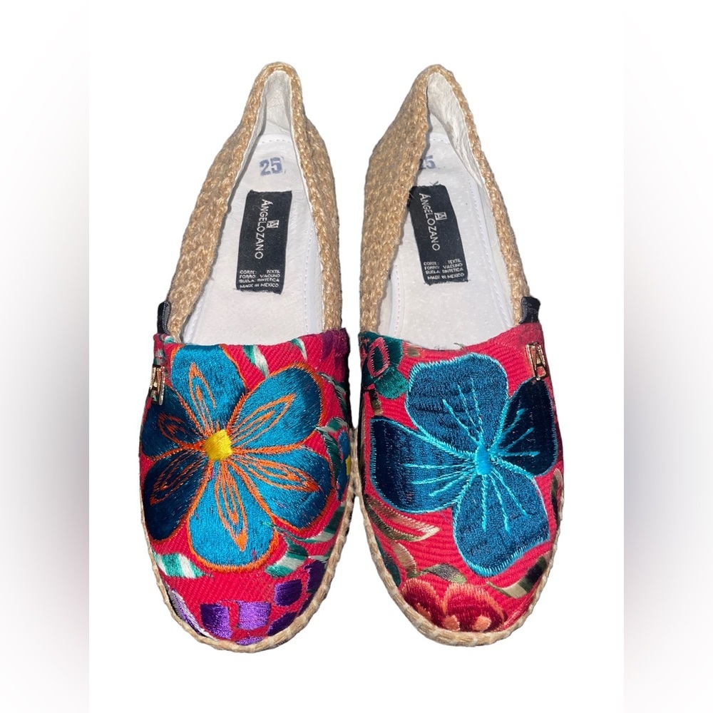 Angelozano embroidered espadrille Mexican Shoes size 8.